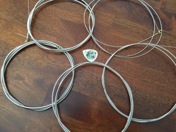 chris-kael-donated-strings1